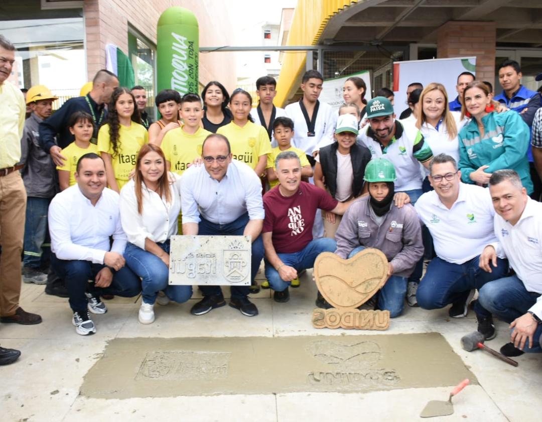 Acto de entrega de la Unidad de Vida Articulada Intermunicipal