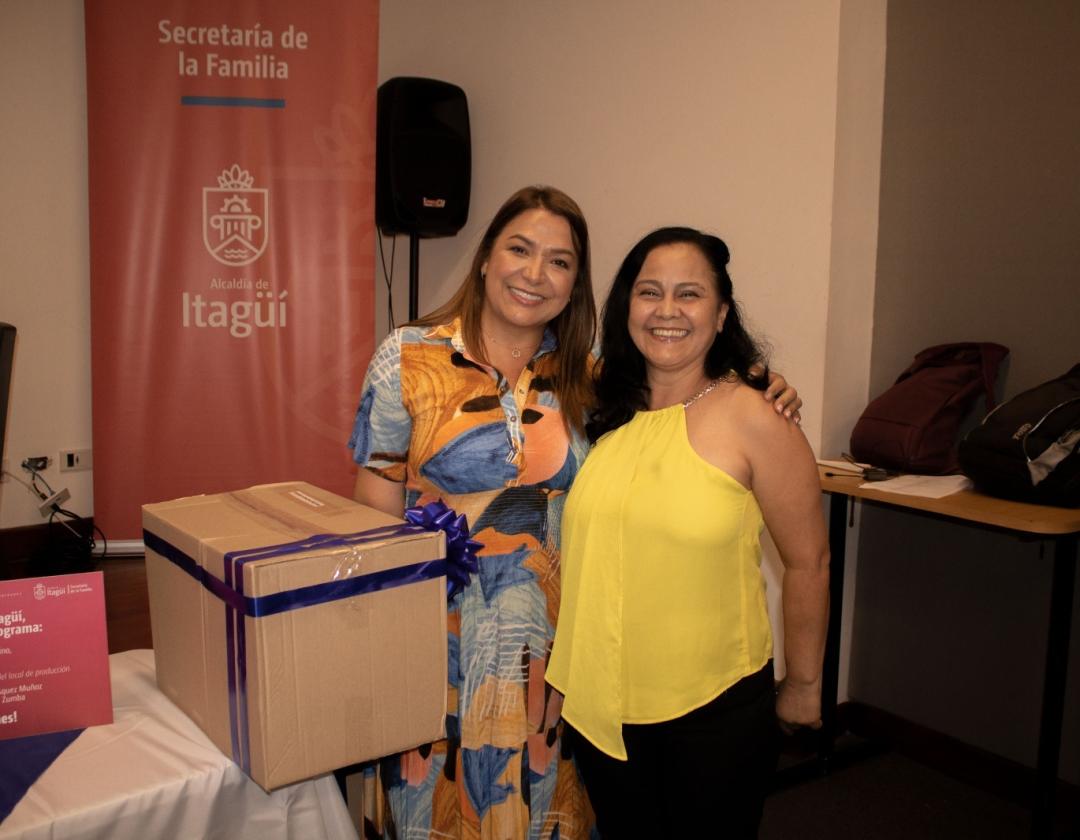 Premiación a mujeres emprendedoras