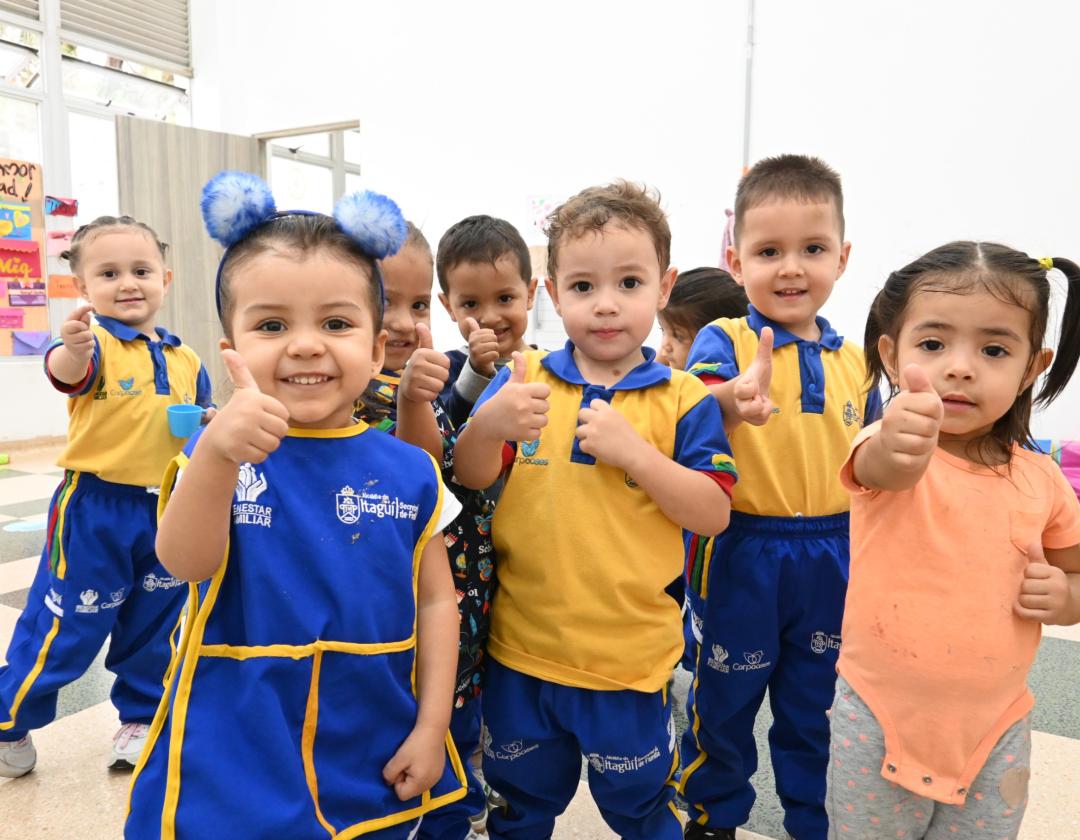Niños y niñas de los CDI de Itagüí