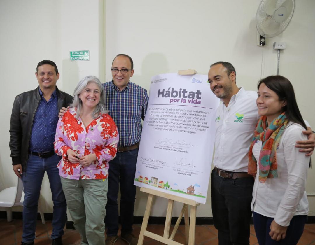 Acto de firma del convenio