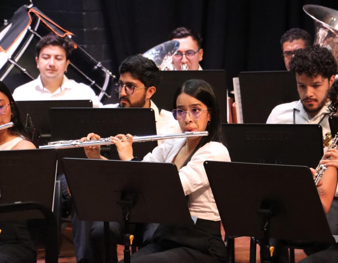 Banda Sinfónica Nacional en el escenario