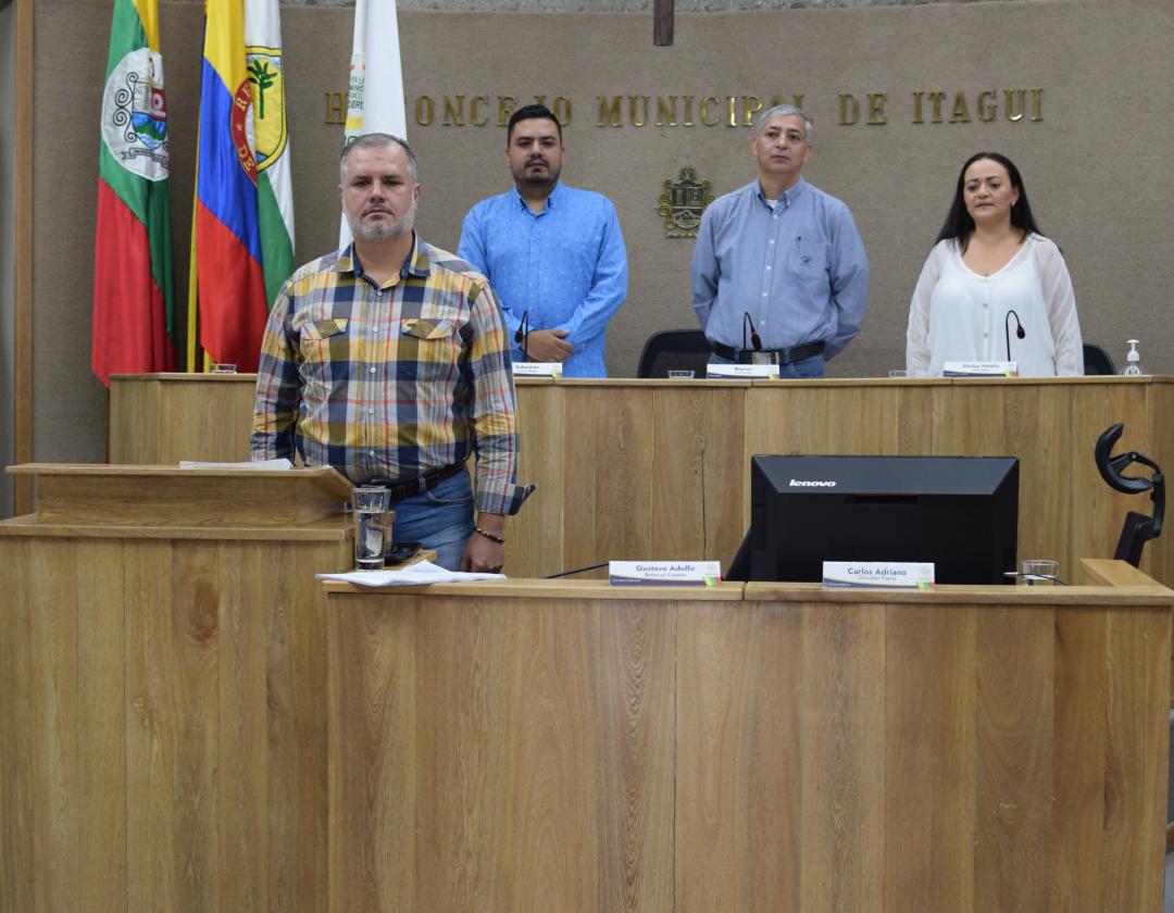 Mesa directiva del Concejo Municipal de Itagüí en sesión